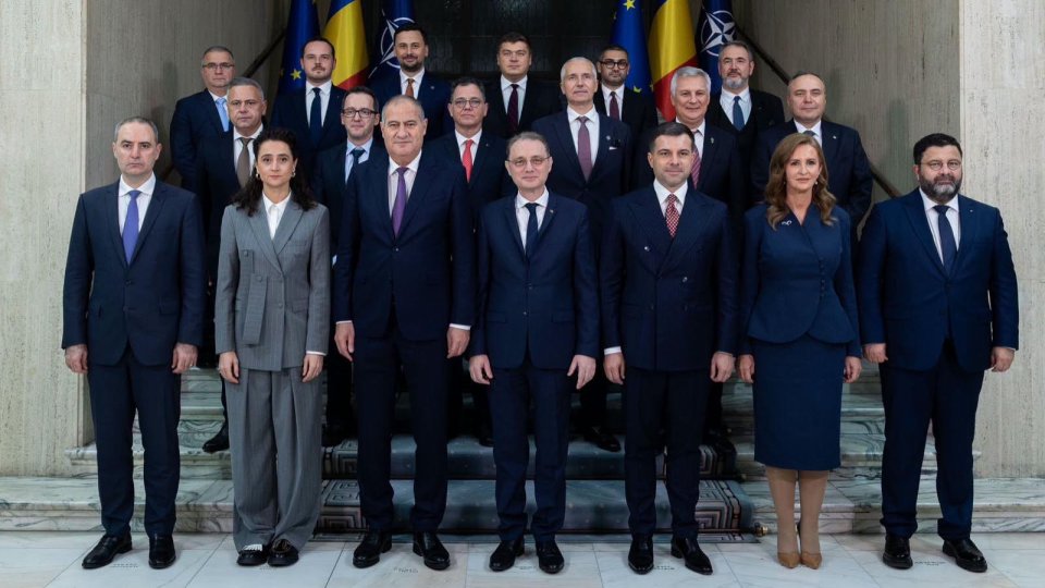 Membrii Guvernului Niculescu au depus jurământul de credință la Palatul Cotroceni