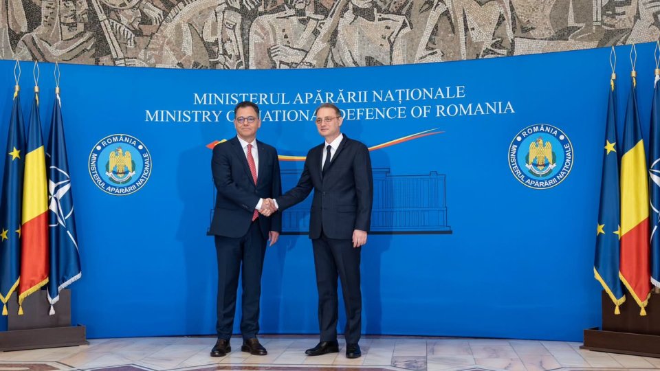 Premierul Niculescu: Apărarea teritoriului și a cetățenilor este prioritatea zero a României